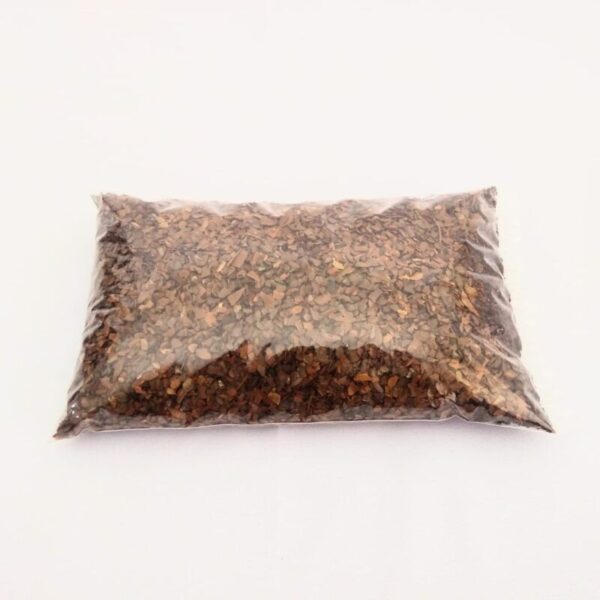 Casca de Pinus Pequena para Vasos e Substratos - 1,5 Kg - Imagem 2